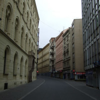 Ulice ve stínu